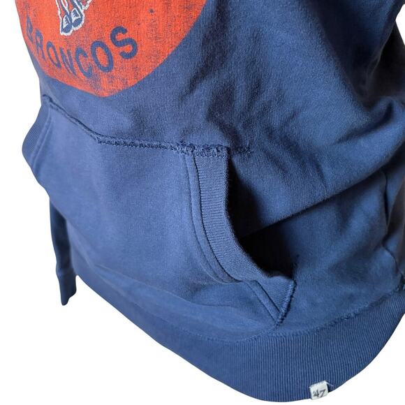 Broncos Sweatshirt Womens Small front pocket excellent Y2K football academia - Picture 2 of 11